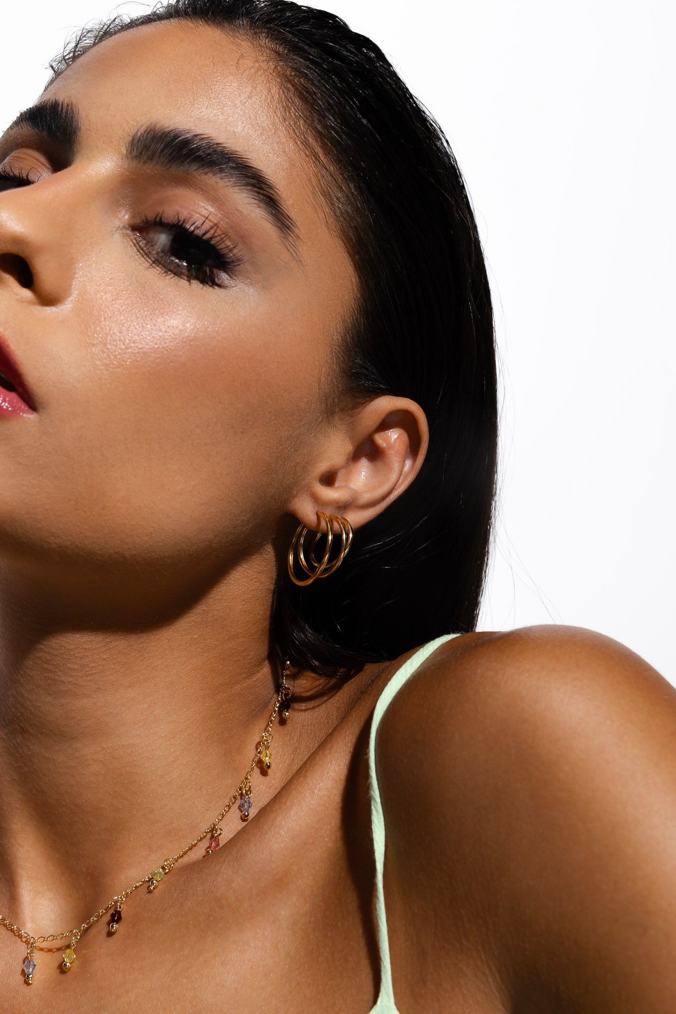 BRINCO ARGOLA EMBUTIDA