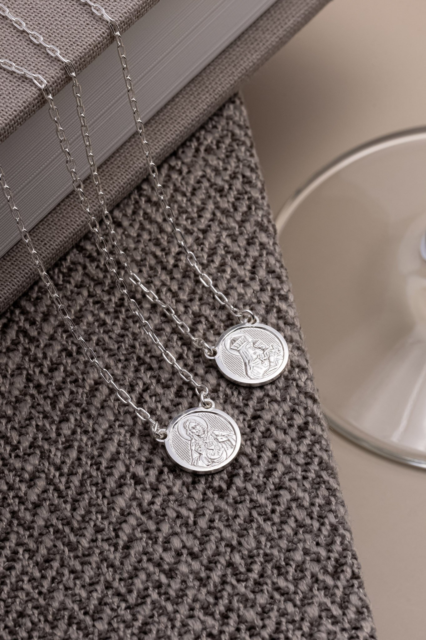 ESCAPULÁRIO REDONDO S.C JESUS COM ORAÇÃO E N.SRA DO CARMO