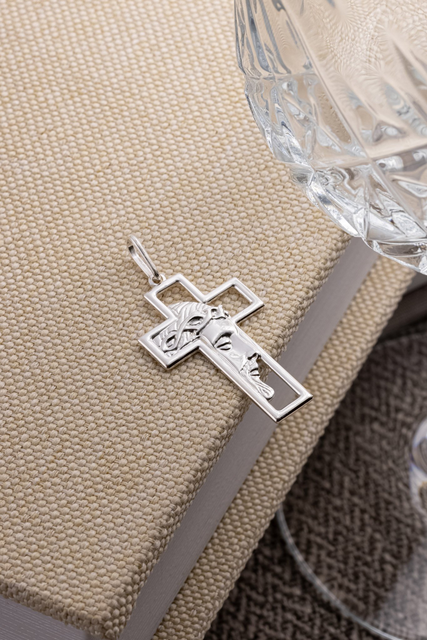 PINGENTE DE PRATA FACE CRISTO GRANDE