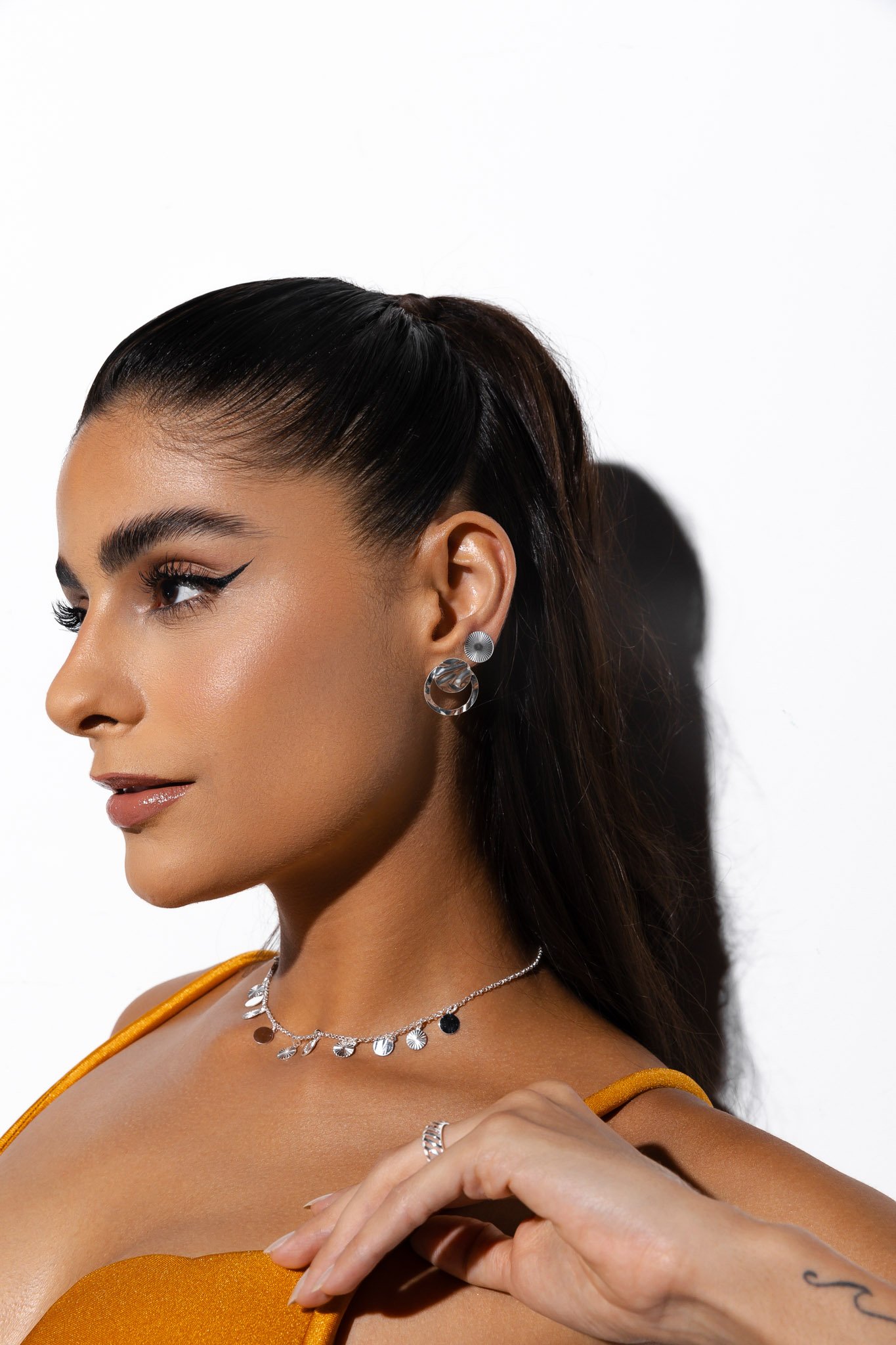 BRINCO DE PRATA REDONDO 11MM DIAMANTADO