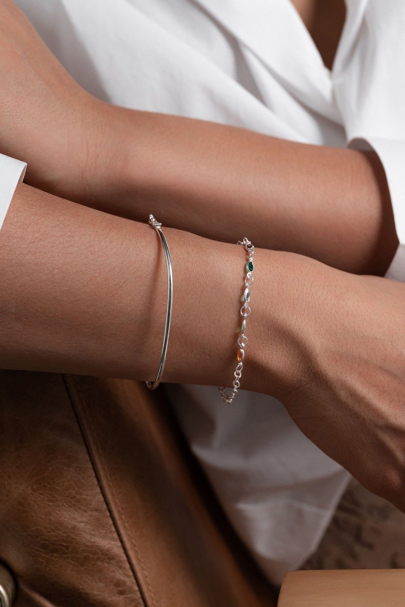 PULSEIRA PRATA COM 5 PEDRAS NAVETE COLORIDAS