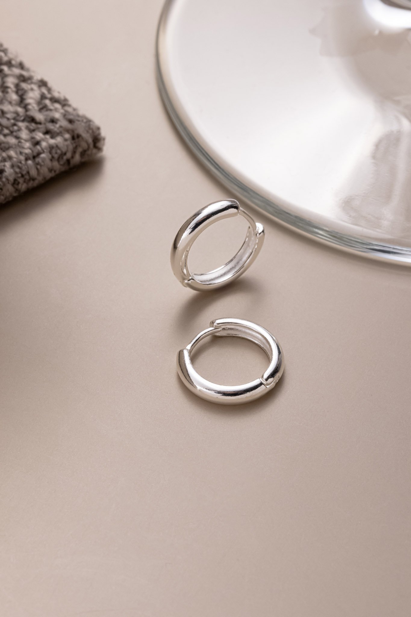 BRINCO PRATA ARGOLINHA LISA (MEDIA)