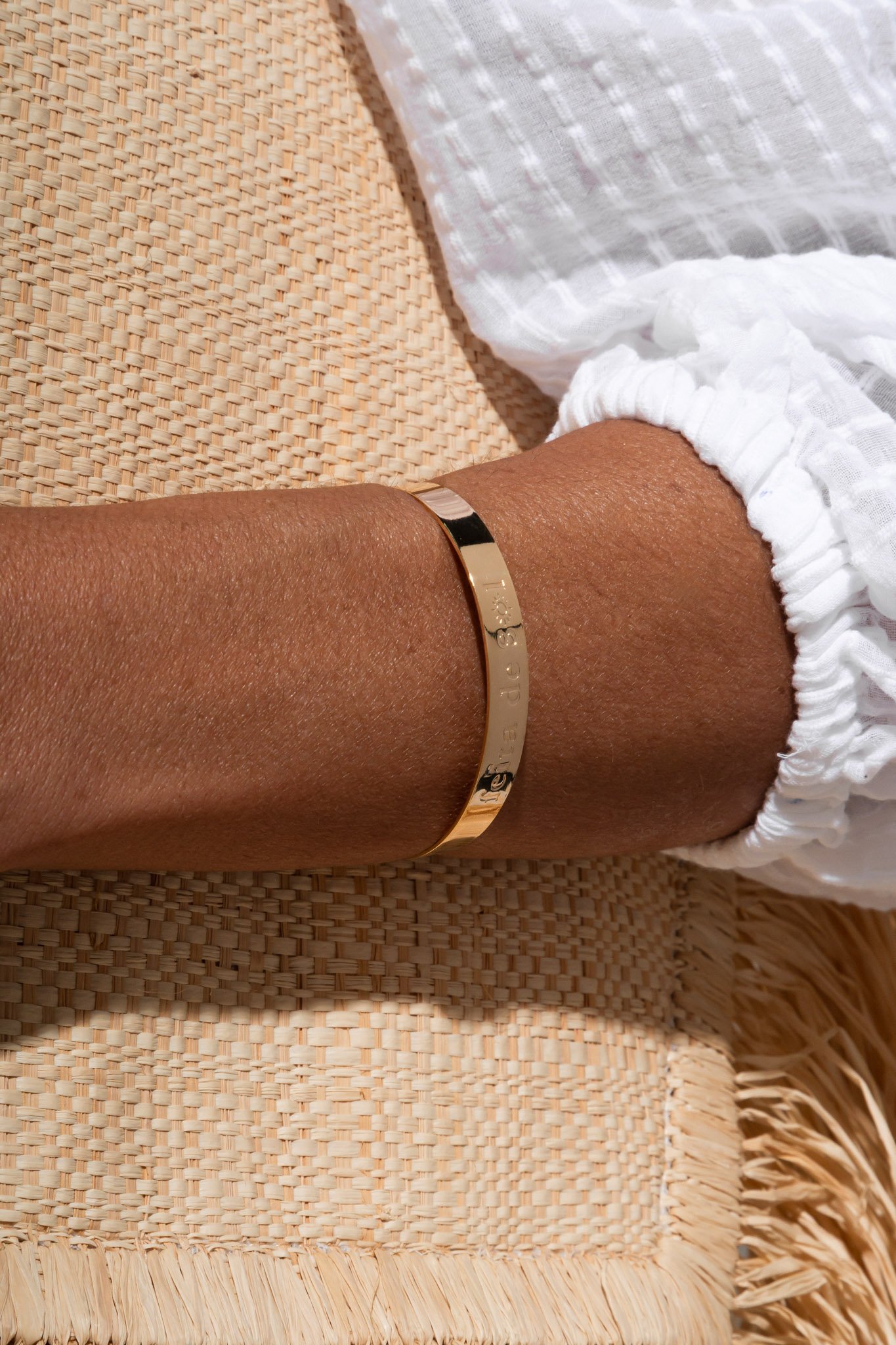 BRACELETE 'FEITA DE SOL'
