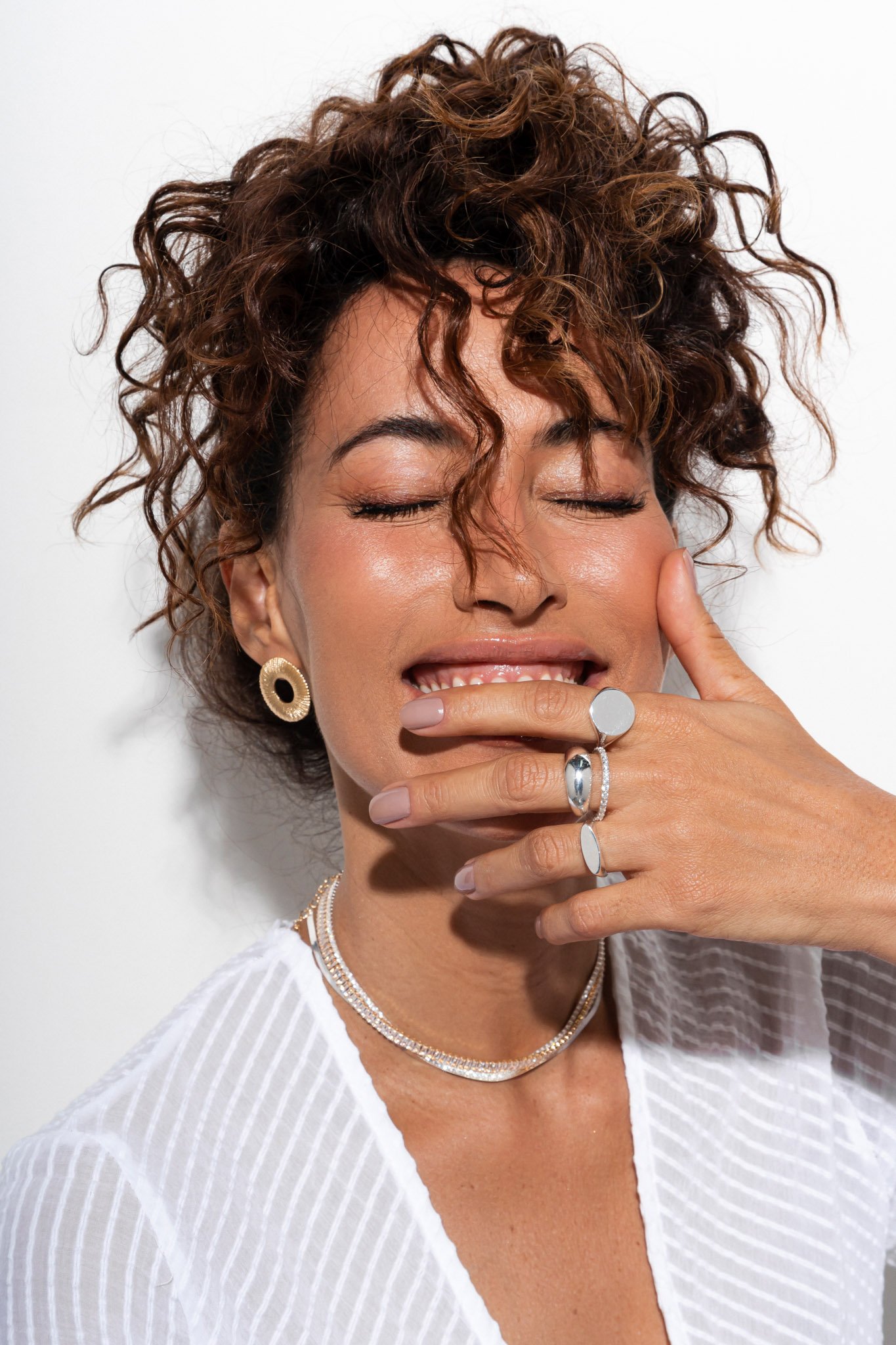 ANEL PRATA ABAULADO LISO