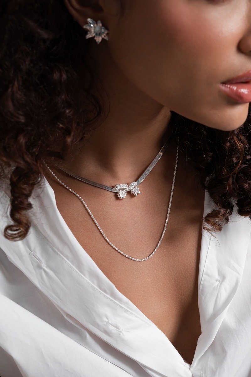 PINGENTE DE PRATA SEPARADOR MENINO CRAVEJADA