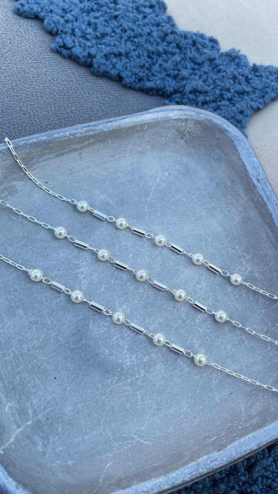 PULSEIRA PRATA COM CANUTILHO E PEROLA